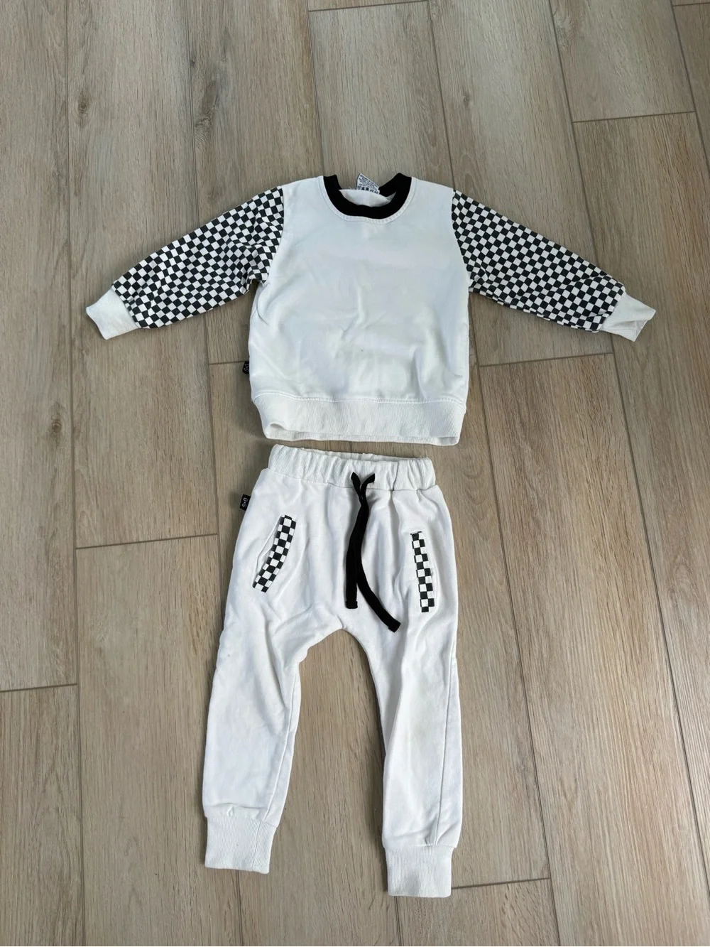 Unbranded Kids Black & White Checkerboard Matching Set